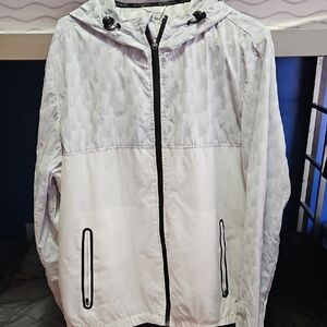 Xersion Gray Patterned Windbreaker